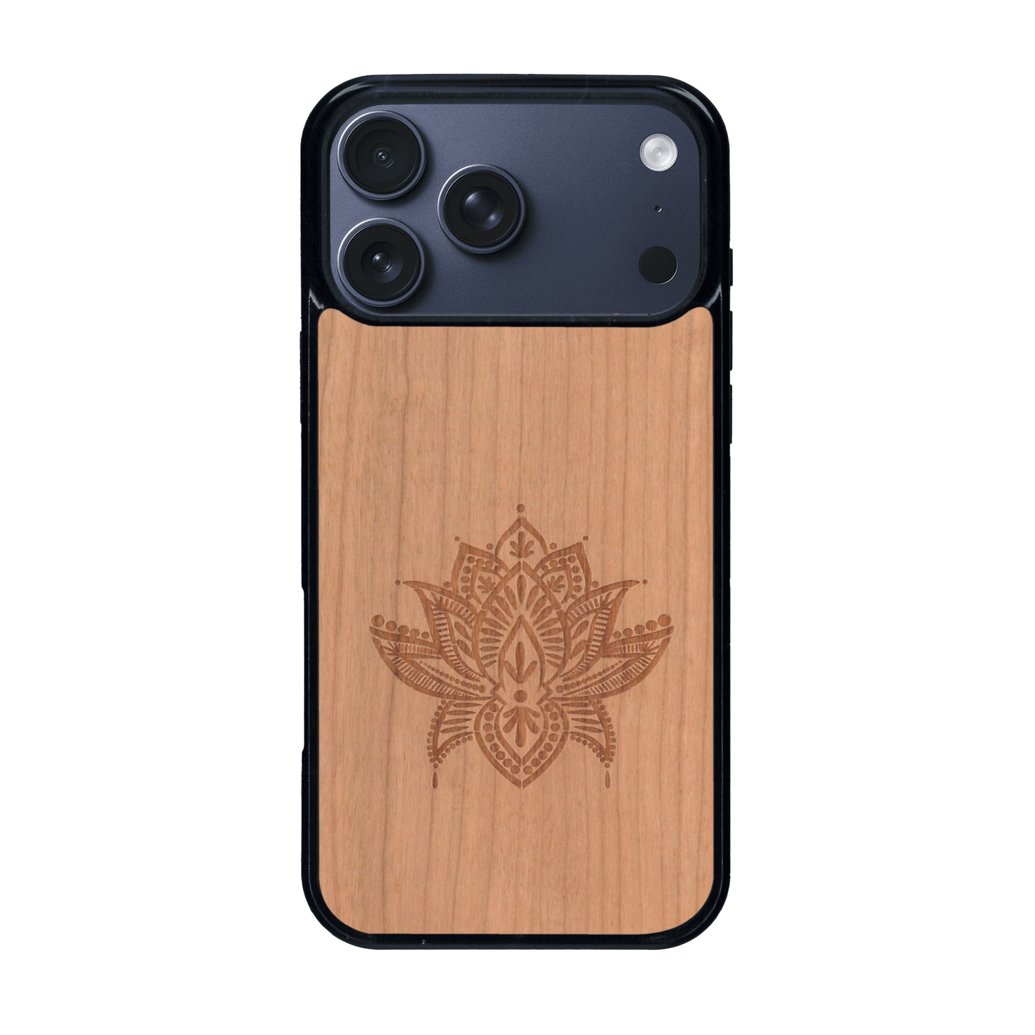 Coque de protection en bois véritable fabriquée en France pour iPhone 17 Pro Max sur le thème de la nature et du yoga avec une gravure zen représentant une fleur de lotus