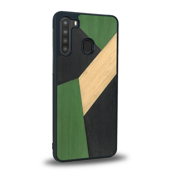 Coque de protection en bois véritable fabriquée en France pour Samsung A21 alliant du bambou, du tulipier vert et noir en forme de mosaïque minimaliste sur le thème de l'art abstrait