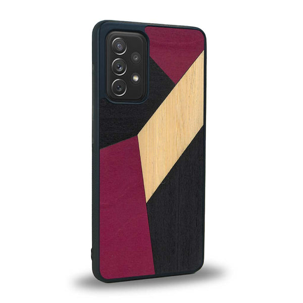 Coque de protection en bois véritable fabriquée en France pour Samsung A72 5G alliant du bambou, du tulipier rose et noir en forme de mosaïque minimaliste sur le thème de l'art abstrait