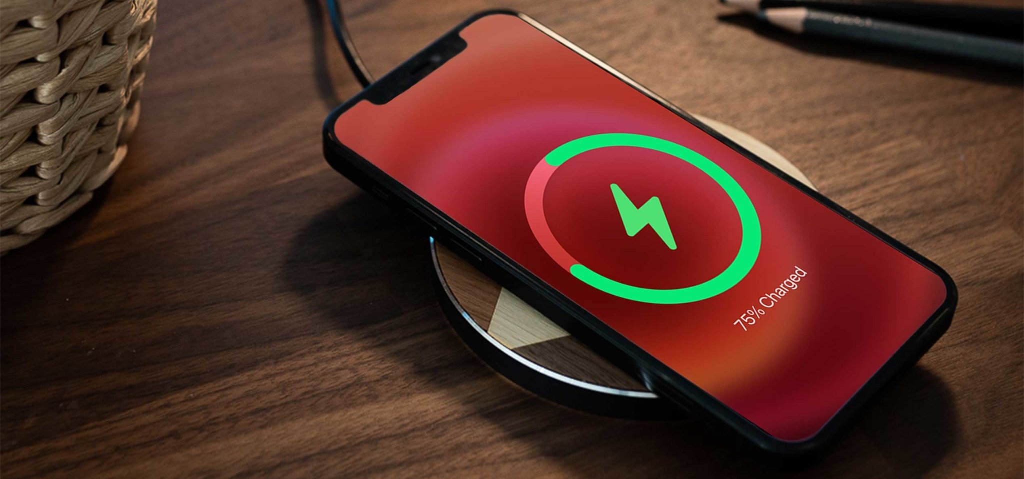 Comment utiliser mon chargeur à induction ? - Coque en bois