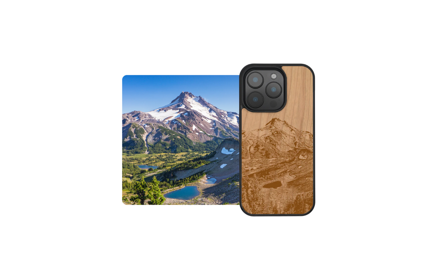 Coque de téléphone en bois personnalisée sur un iPhone 15 Pro avec l'image d'une montagne, artisanal et fabriqué en France.