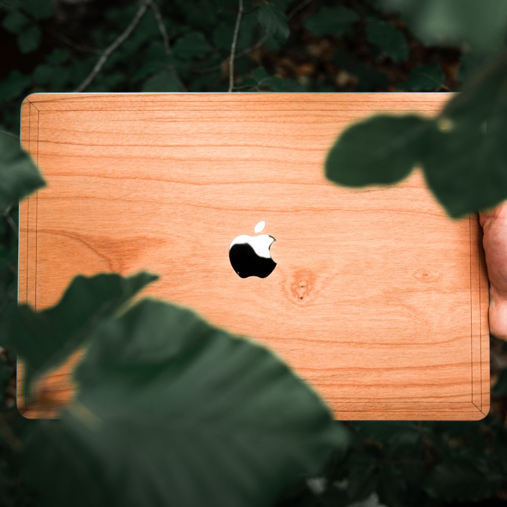 Cover Macbook Merisier - Coque en bois