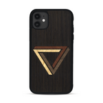 Coque de protection en bois véritable fabriquée en France pour  sur le thème de l'art géométrique qui allie du chêne fumé, du noyer, du bambou et du padouk représentant le triangle de penrose