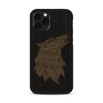 Coque de protection en bois véritable fabriquée en France pour  alliant du chêne fumé et du noyer représentant une tête de loup géométrique de profil sur le thème des animaux et de la nature
