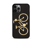 Coque de protection en bois véritable fabriquée en France pour  sur le theme du vélo et de l'outdoor qui allie du bambou et du chêne fumé représentant un vélo
