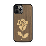Coque de protection en bois véritable fabriquée en France pour  alliant plusieurs essences de bois pour représenter une rose