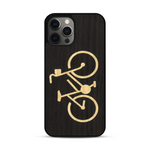 Coque de protection en bois véritable fabriquée en France pour  sur le theme du vélo et de l'outdoor qui allie du bambou et du chêne fumé représentant un vélo