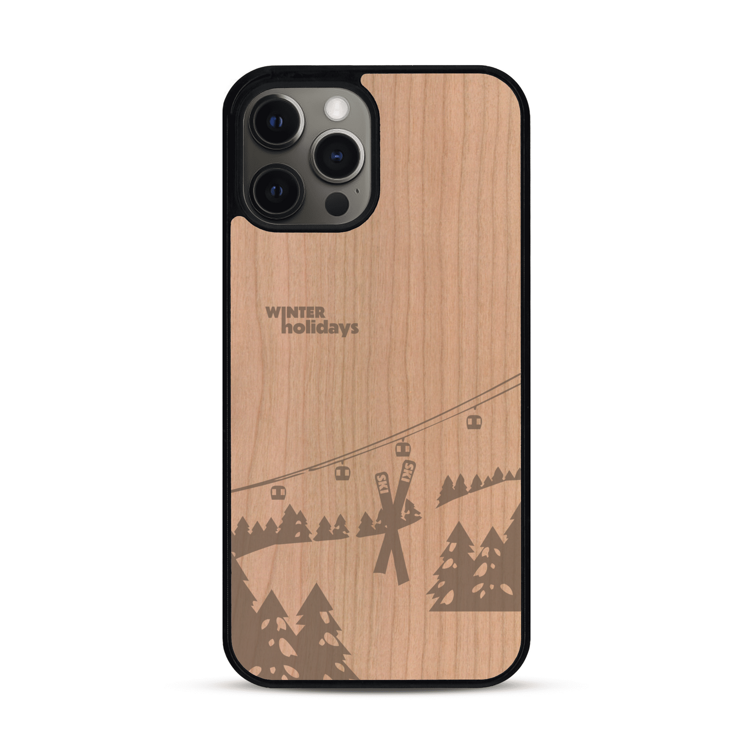 Coque de protection en bois véritable fabriquée en France pour  sur le thème de la montagne, du ski et de la neige avec un motif représentant une paire de ski plantée dans la neige avec en fond des montagnes enneigées