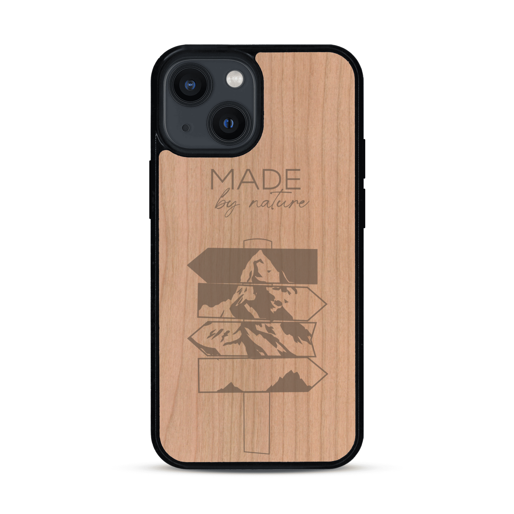 Coque de protection en bois véritable fabriquée en France pour  sur le thème de la nature et des arbres avec une gravure représentant une pomme de pin et la phrase "made by nature"