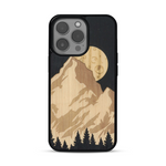 Coque de protection en bois véritable fabriquée en France pour  alliant plusieurs essences de bois pour représenter le mont Everest