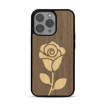 Coque de protection en bois véritable fabriquée en France pour  alliant plusieurs essences de bois pour représenter une rose