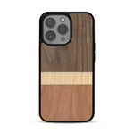 Coque de protection en bois véritable fabriquée en France pour  alliant des bandes horizontales de bambou, merisier et noyer