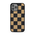 Coque de protection en bois véritable fabriquée en France pour  alliant plusieurs essences de bois pour représenter un damier