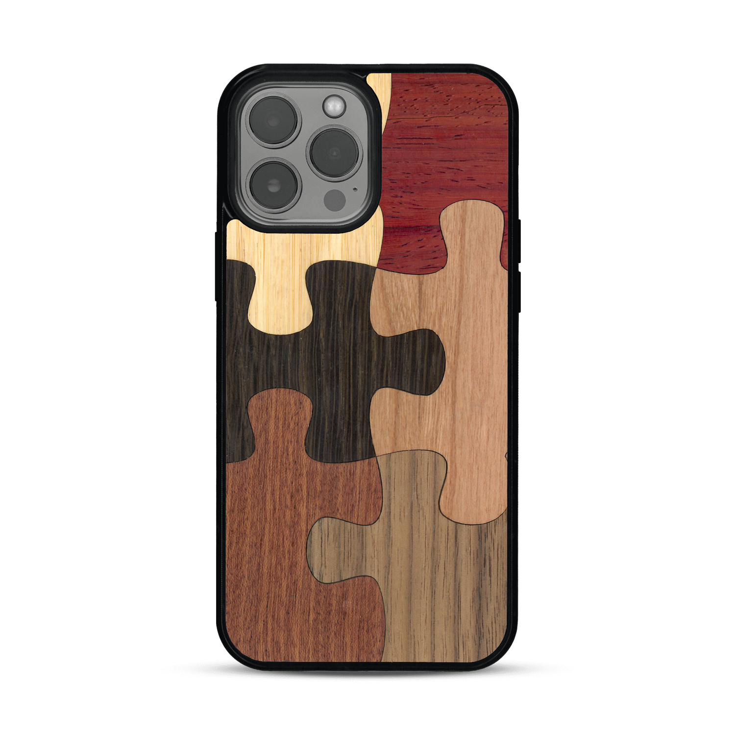 Coque de protection en bois véritable fabriquée en France pour  représentant un puzzle en six pièces qui allie du chêne fumé, du noyer, du bambou, du padouk, du merisier et de l'acajou