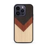 Coque de protection en bois véritable fabriquée en France pour  alliant du chêne fumé, du padouk et du bambou en forme de chevron sur le thème de l'art abstrait