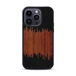 Coque de protection en bois véritable fabriquée en France pour  alliant plusieurs essences de bois pour représenter du magma en fusion