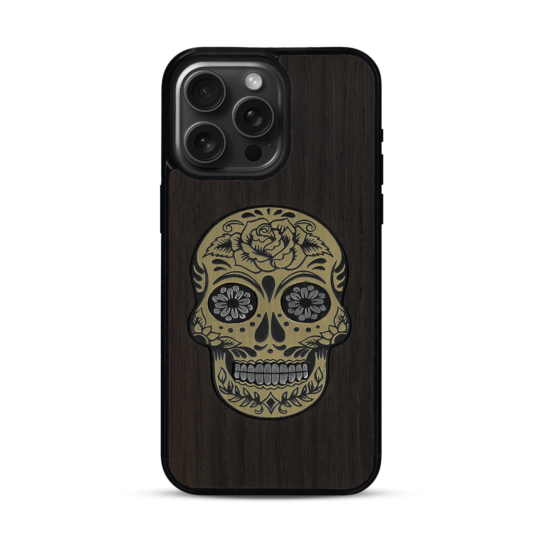 Coque de protection en bois véritable fabriquée en France pour  alliant du chêne fumé avec du métal argenté et doré représentant une tête de mort mexicaine sur le thème Dia de los Muertos