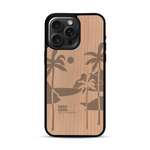 Coque de protection en bois véritable fabriquée en France pour  sur le thème des voyages en vans, vanlife et chill avec une gravure représentant un van vw combi devant le soleil couchant sur une plage avec des vagues