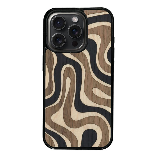 Coque de protection en bois véritable fabriquée en France pour iPhone 16 Pro + MagSafe® alliant plusieurs essences de bois pour représenter une ondulation