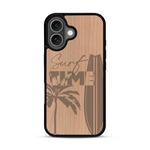 Coque de protection en bois véritable fabriquée en France pour  sur le thème chill avec un motif représentant une silouhette tenant une planche de surf sur une plage entouré de palmiers et les mots "Surf Time Long Beach Miami"