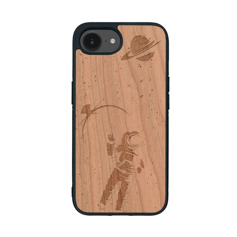 Coque de protection en bois véritable fabriquée en France pour iPhone 16e sur le thème des astronautes