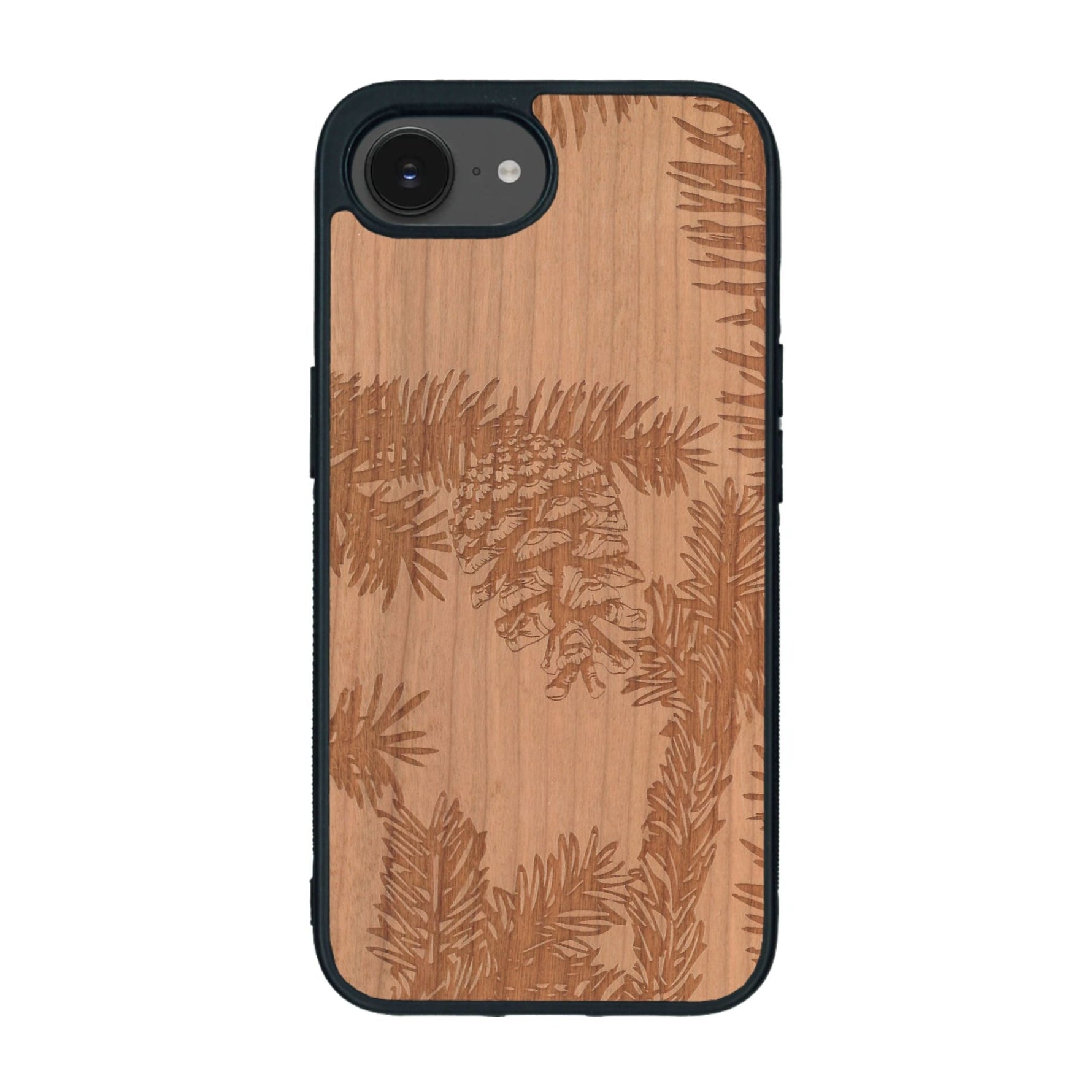 Coque de protection en bois véritable fabriquée en France pour iPhone 16e sur le thème de la nature des arbres avec un motif de gravure représentant des épines de sapin et des pommes de pin
