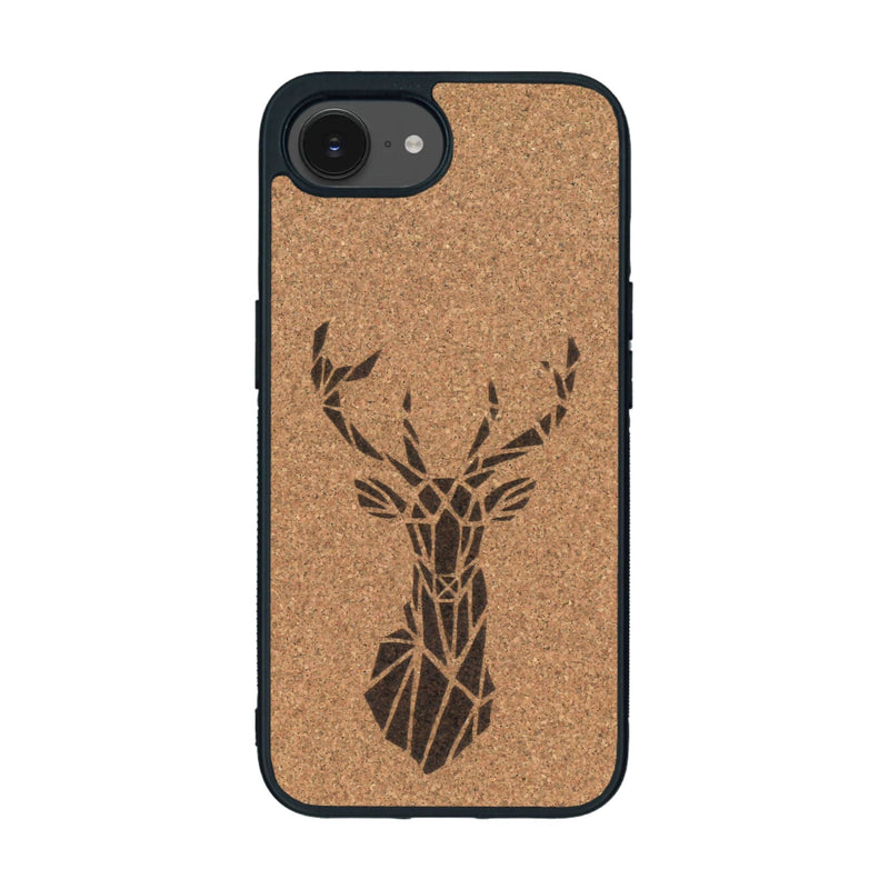 Coque de protection en bois véritable fabriquée en France pour iPhone 16e sur le thème de la nature et des animaux représentant une tête de cerf gométrique avec un design moderne et minimaliste