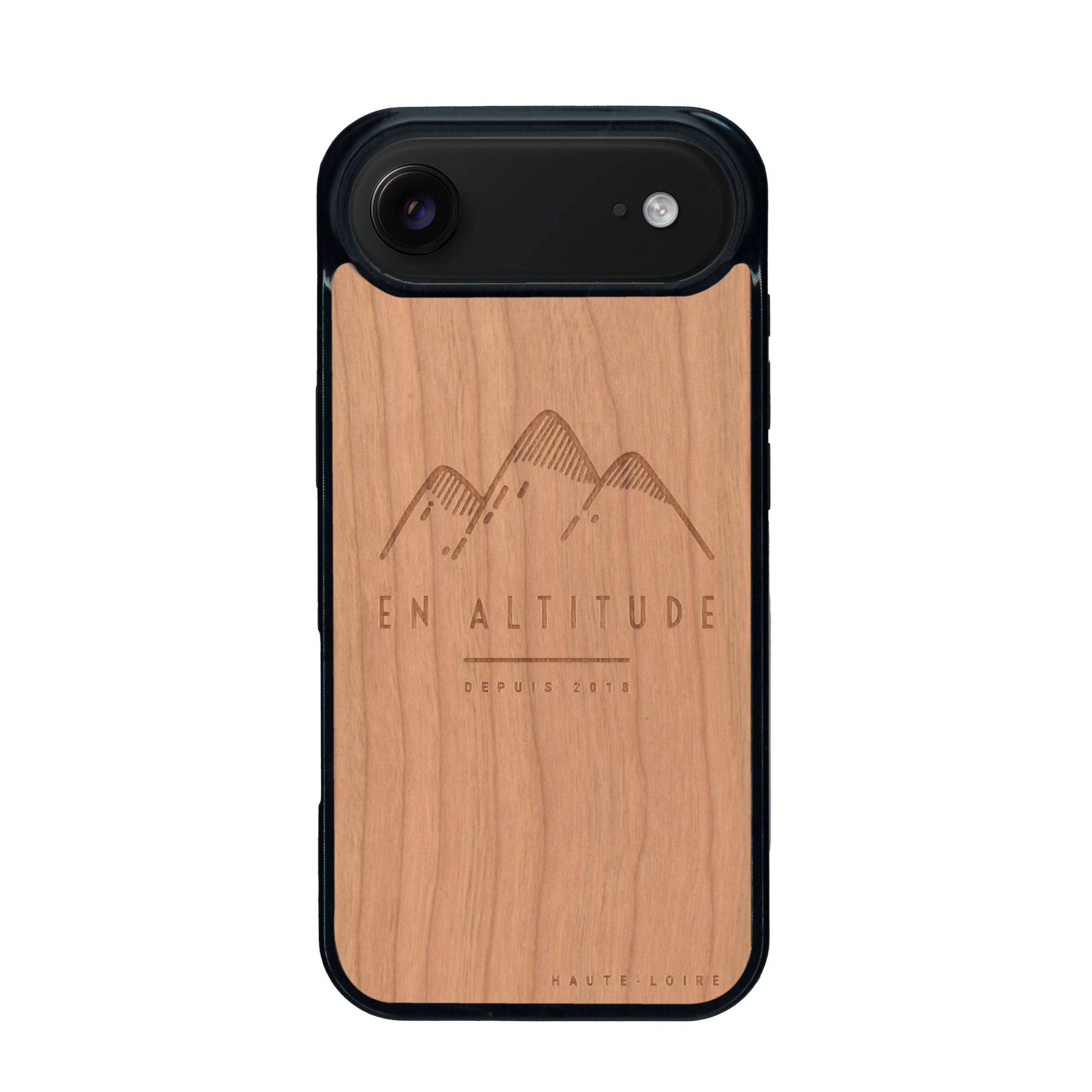 Coque de protection en bois véritable fabriquée en France pour iPhone 17 Air représentant des montagnes, sur le thème de la randonnée en pleine nature et du trail