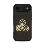 Coque de protection en bois véritable fabriquée en France pour  alliant du chêne fumé et du bambou et doré représentant un triskell