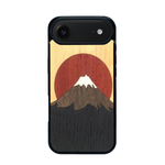 Coque de protection en bois véritable fabriquée en France pour iPhone 17 Air alliant plusieurs essences de bois pour représenter le mont Fuji