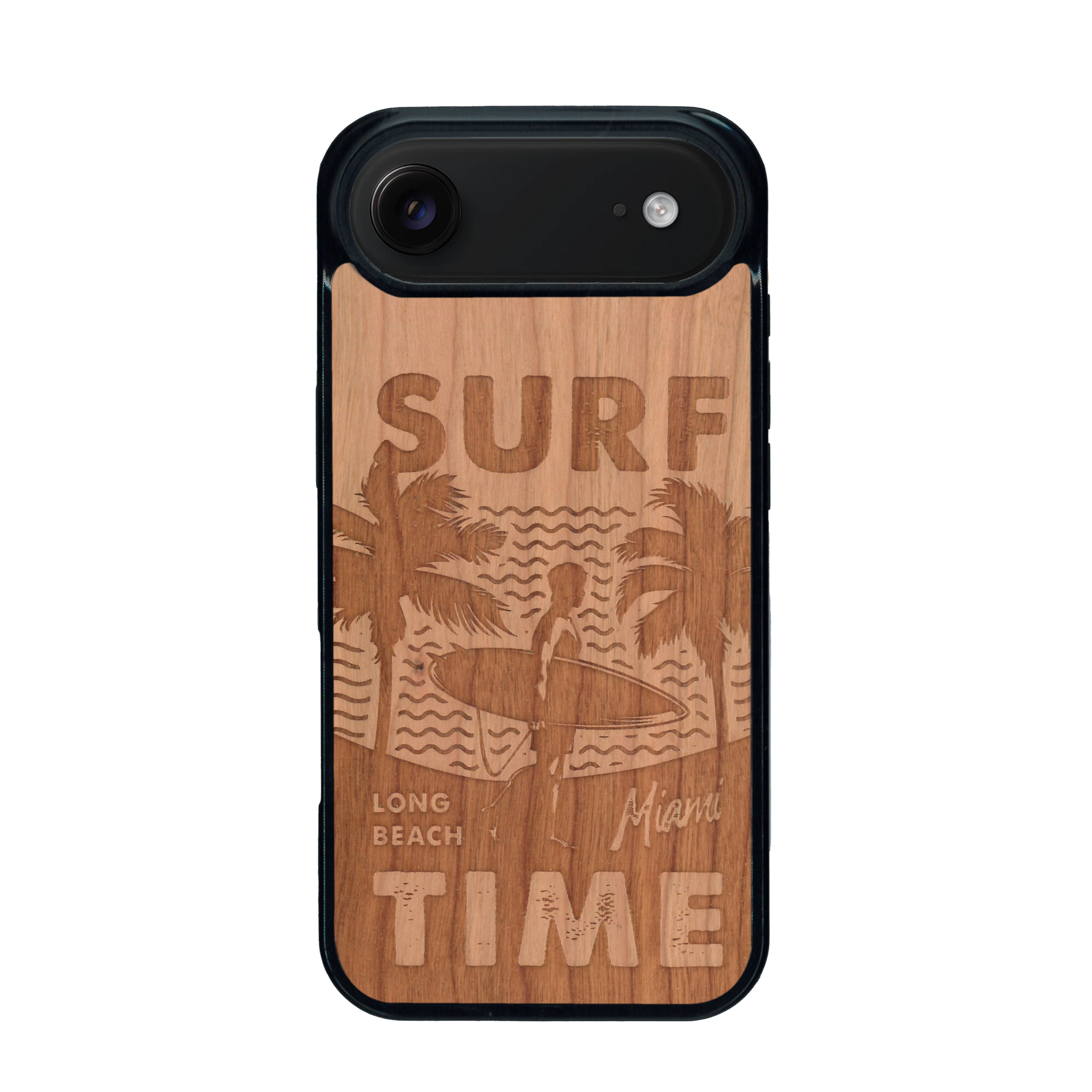 Coque de protection en bois véritable fabriquée en France pour iPhone 17 Air sur le thème chill avec un motif représentant une silouhette tenant une planche de surf sur une plage entouré de palmiers et les mots "Surf Time Long Beach Miami"