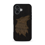 Coque de protection en bois véritable fabriquée en France pour  alliant du chêne fumé et du noyer représentant une tête de loup géométrique de profil sur le thème des animaux et de la nature