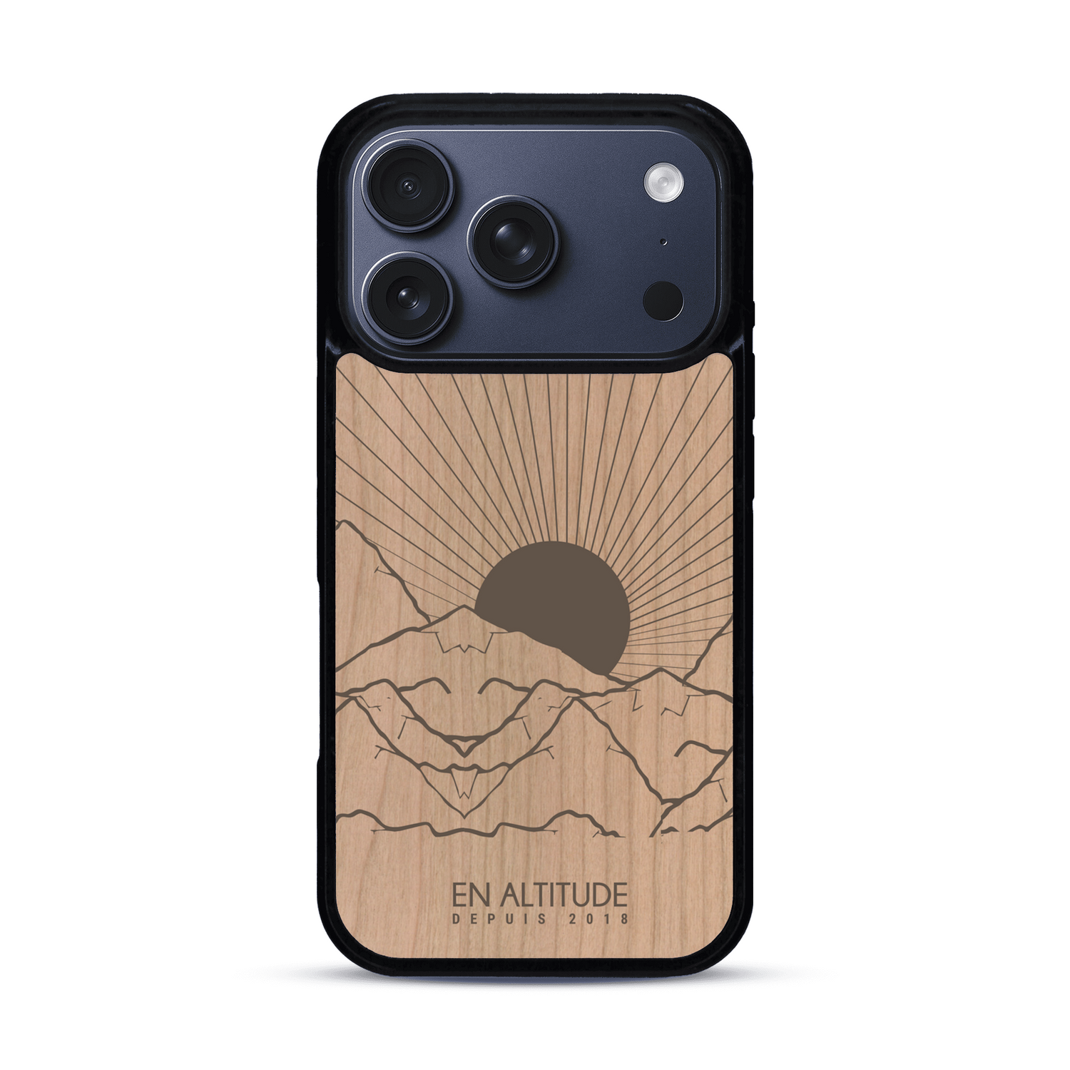Coque de protection en bois véritable fabriquée en France pour  représentant des montagnes, sur le thème de la randonnée en pleine nature et du trail
