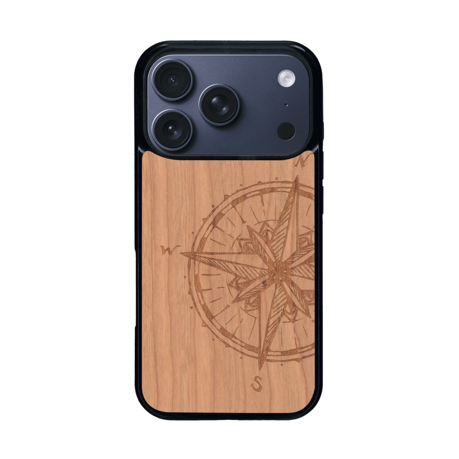 Coque de protection en bois véritable fabriquée en France pour iPhone 17 Pro avec une gravure "rose des vents" sur le thème nautique et de l'océan qui s'inspire des boussoles de pirate