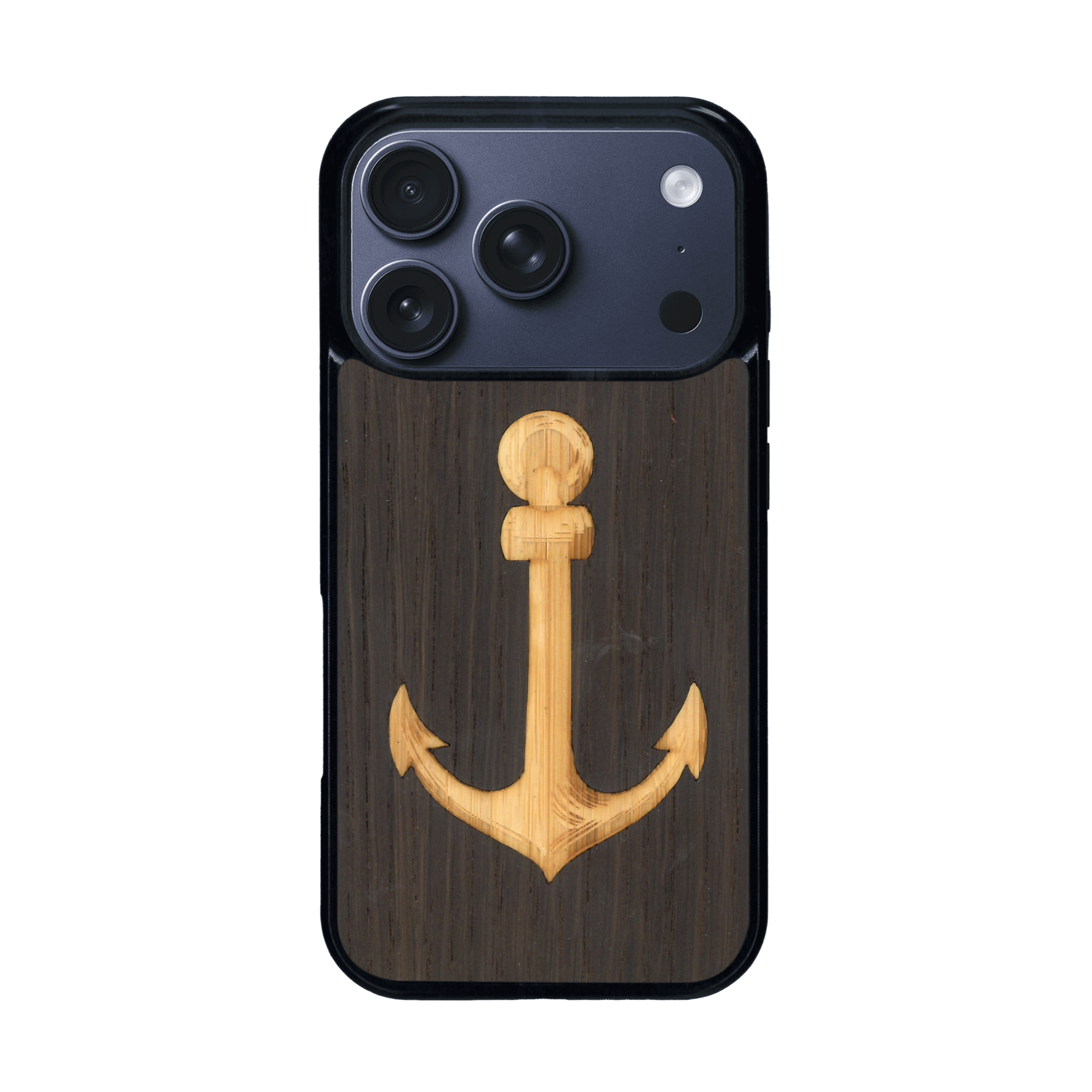 Coque de protection en bois véritable fabriquée en France pour iPhone 17 Pro sur le thème nautique avec un bois clair et un bois foncé représentant une ancre de bateau