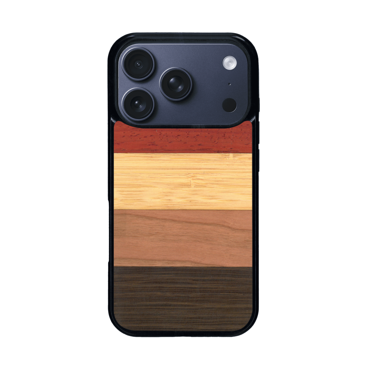 Coque de protection en bois véritable fabriquée en France pour iPhone 17 Pro alliant des bandes horizontales de bambou, merisier, padouk, noyer et chêne fumé