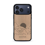 Coque de protection en bois véritable fabriquée en France pour  représentant des montagnes, sur le thème de la randonnée en pleine nature et du trail