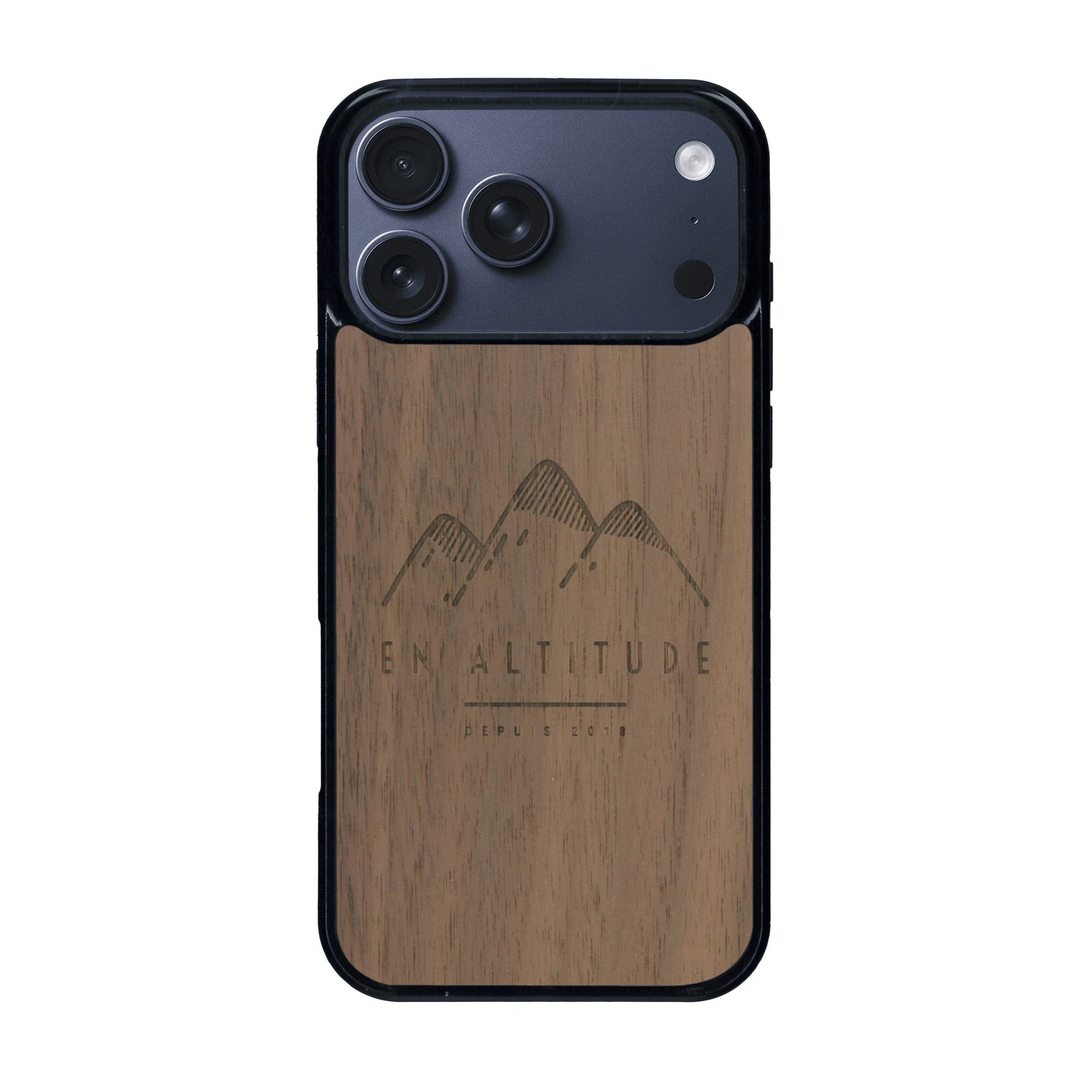 Coque de protection en bois véritable fabriquée en France pour iPhone 17 Pro Max représentant des montagnes, sur le thème de la randonnée en pleine nature et du trail
