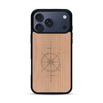 Coque de protection en bois véritable fabriquée en France pour  avec une gravure "rose des vents" sur le thème nautique et de l'océan qui s'inspire des boussoles de pirate