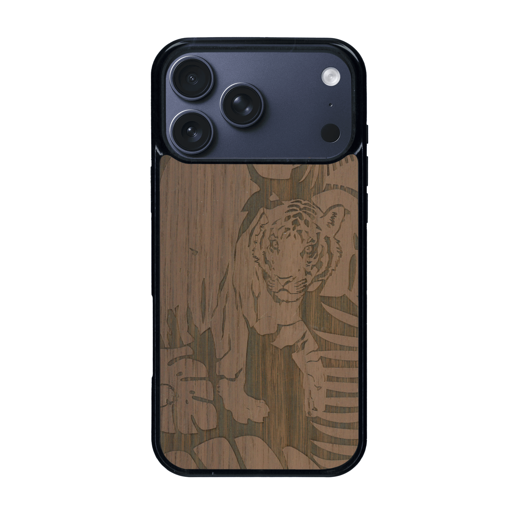 Coque de protection en bois véritable fabriquée en France pour iPhone 17 Pro Max sur le thème de la nature et des animaux représentant un tigre dans la jungle entre des fougères