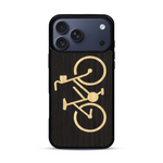 Coque de protection en bois véritable fabriquée en France pour  sur le theme du vélo et de l'outdoor qui allie du bambou et du chêne fumé représentant un vélo