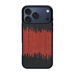 Coque de protection en bois véritable fabriquée en France pour iPhone 17 Pro Max alliant plusieurs essences de bois pour représenter du magma en fusion