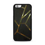 Coque de protection en bois véritable fabriquée en France pour  alliant plusieurs essences de bois pour représenter des fragments design