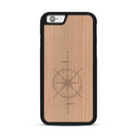 Coque de protection en bois véritable fabriquée en France pour  avec une gravure "rose des vents" sur le thème nautique et de l'océan qui s'inspire des boussoles de pirate