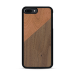 Coque de protection en bois véritable fabriquée en France pour  alliant du merisier et du noyer formant chacun un triangle avec une jointure en diagonale sur le thème de l'art abstrait