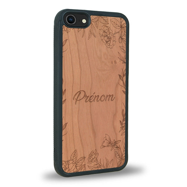 Coque de protection en bois véritable fabriquée en France pour iPhone SE 2020 sur le thème de la fête des mères avec un motif représentant des fleurs et des feuilles