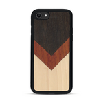 Coque de protection en bois véritable fabriquée en France pour  alliant du chêne fumé, du padouk et du bambou en forme de chevron sur le thème de l'art abstrait