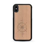 Coque de protection en bois véritable fabriquée en France pour  avec une gravure "rose des vents" sur le thème nautique et de l'océan qui s'inspire des boussoles de pirate