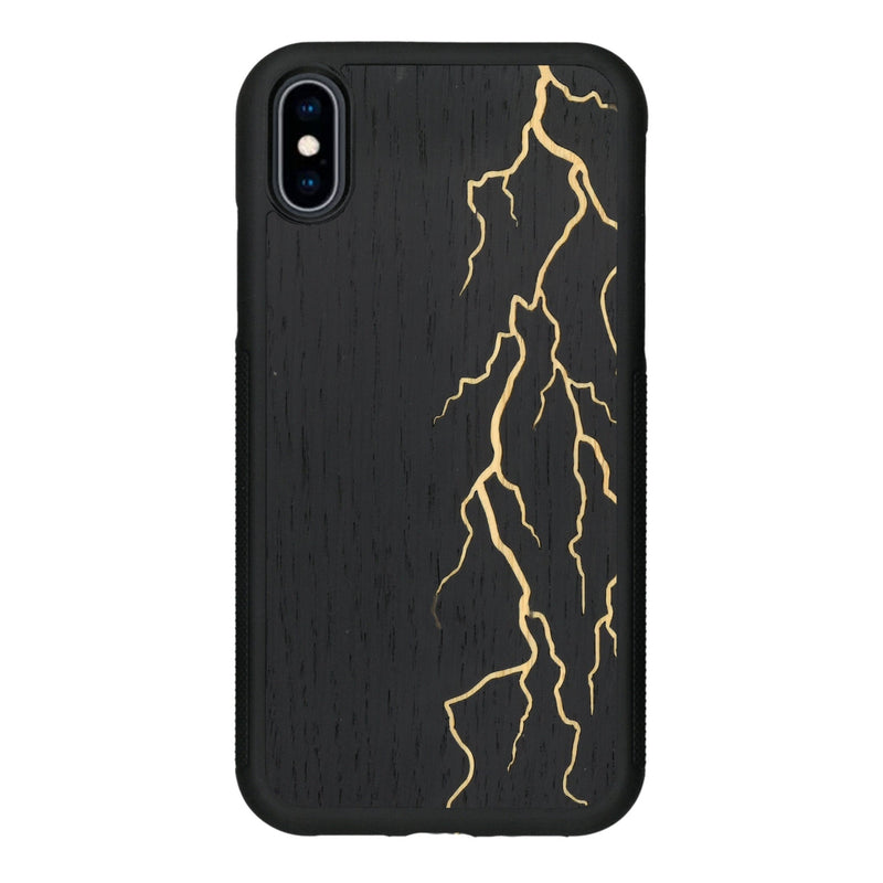 Coque de protection en bois véritable fabriquée en France pour iPhone X alliant plusieurs essences de bois pour représenter un éclair divin