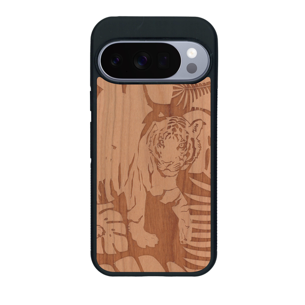Coque de protection en bois véritable fabriquée en France pour Google Pixel 10 sur le thème de la nature et des animaux représentant un tigre dans la jungle entre des fougères